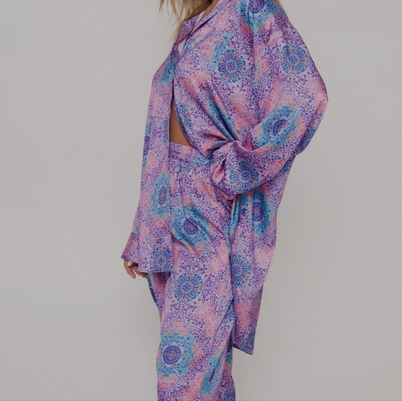 Nasty Gal Violet Tile Print Pajamas (Size 8 OVERSIZED) - Picture 5 of 6